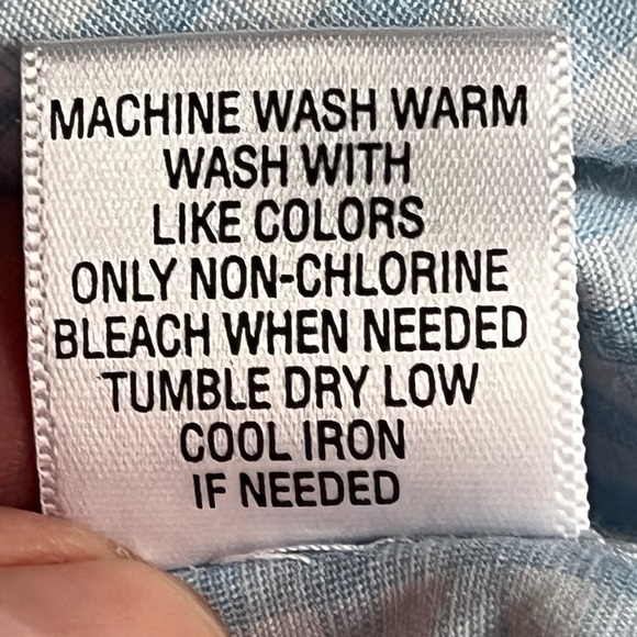 Studio Works Light Blue Check 3/4 Sleeve Wrinkle Free Button Down Sz Large EUC - Picture 9 of 12